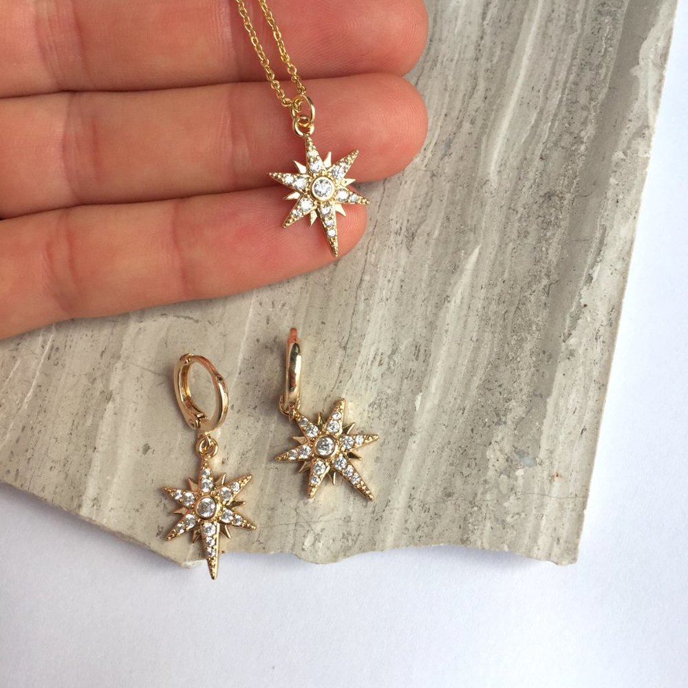 CZ stone Gold Starburst huggie Earrings - Picture 7 of 7